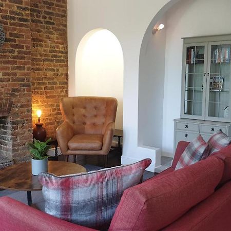 Beautiful Garden Apartment In Leafy St Leonards 5 Mins To Beach Exterior foto